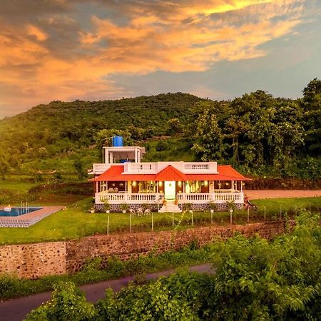 Spicy Mango Ocean Paradise - Luxurious Sea View Villa In Alibaug Christpada Екстериор снимка