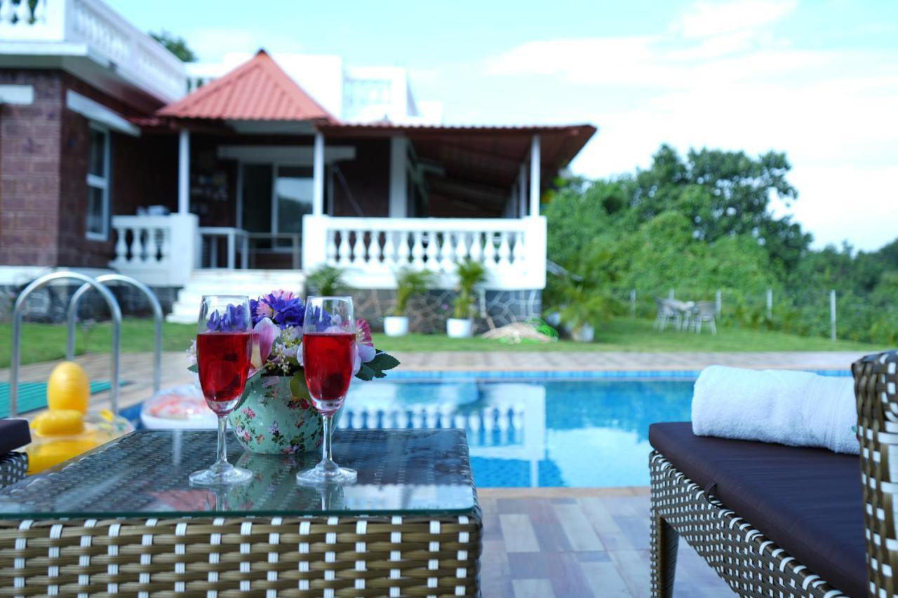 Spicy Mango Ocean Paradise - Luxurious Sea View Villa In Alibaug Christpada Екстериор снимка