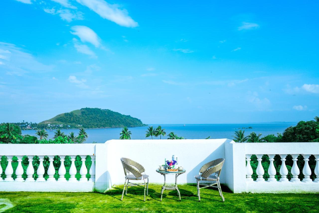 Spicy Mango Ocean Paradise - Luxurious Sea View Villa In Alibaug Christpada Екстериор снимка