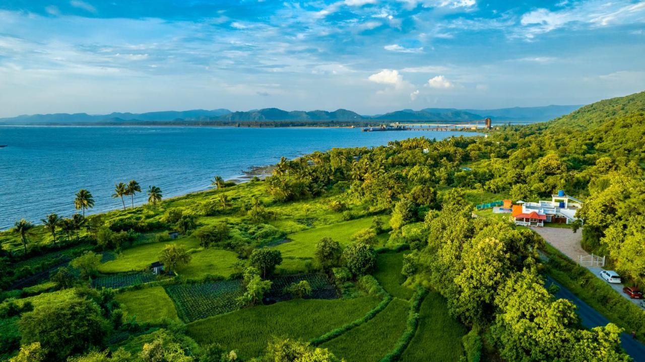 Spicy Mango Ocean Paradise - Luxurious Sea View Villa In Alibaug Christpada Екстериор снимка